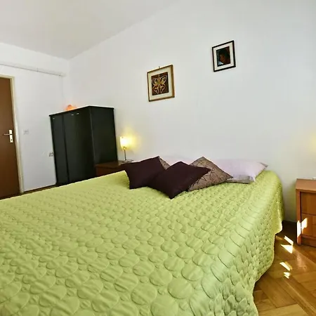 Prodan Apartment